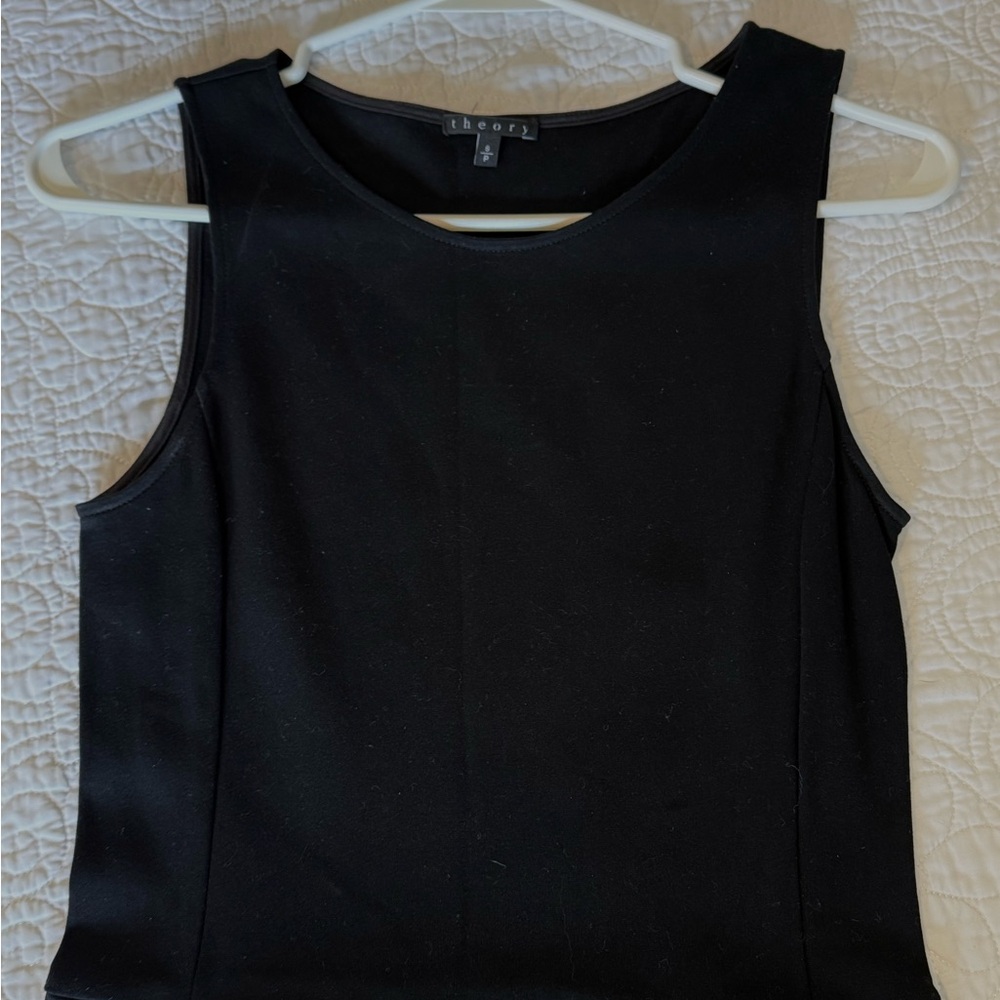 Theory Women's Classic Black shift dress small with stretch